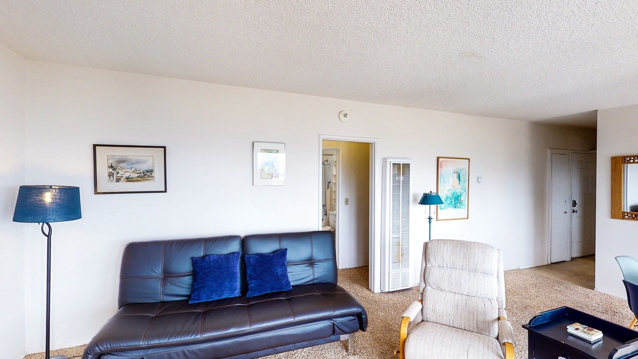 Photo of Livingroom in Summerland