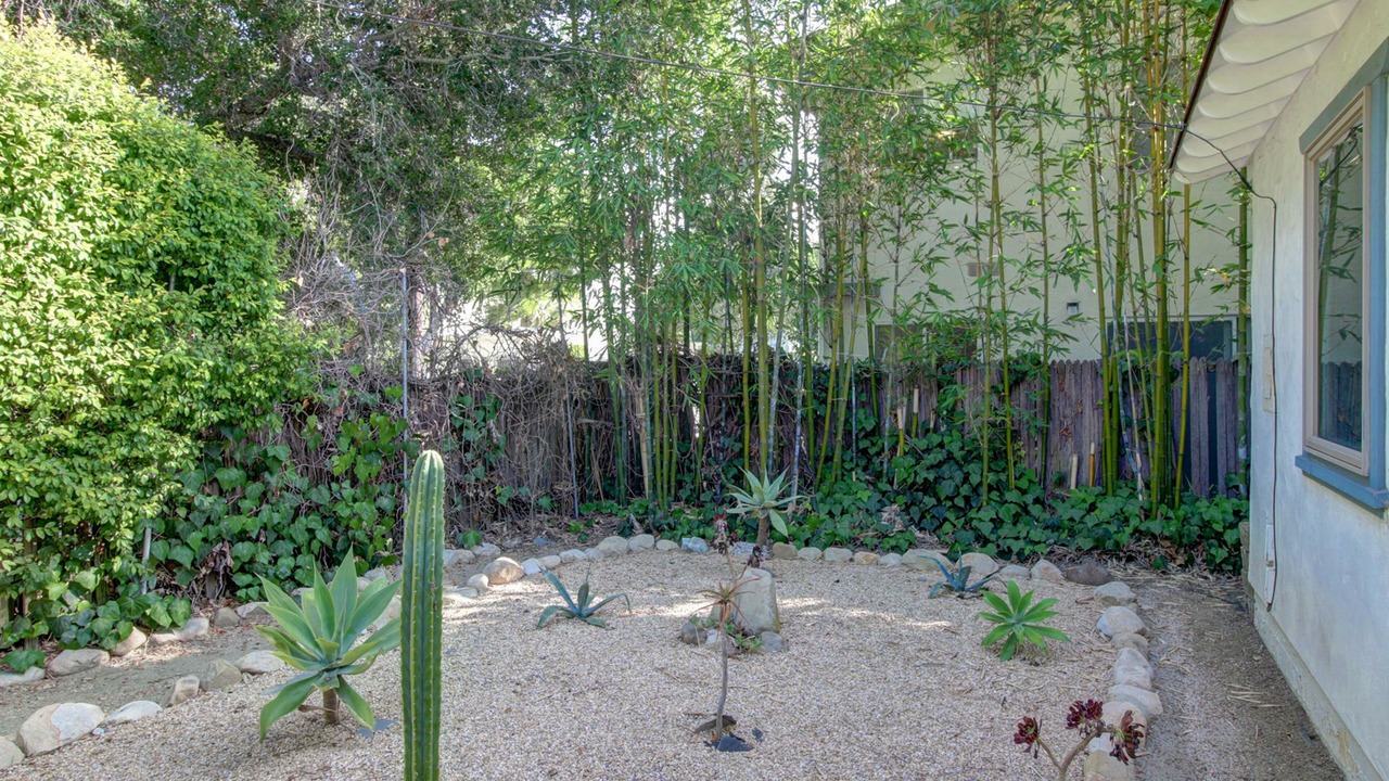 Photo of Outdoor in Oak Park