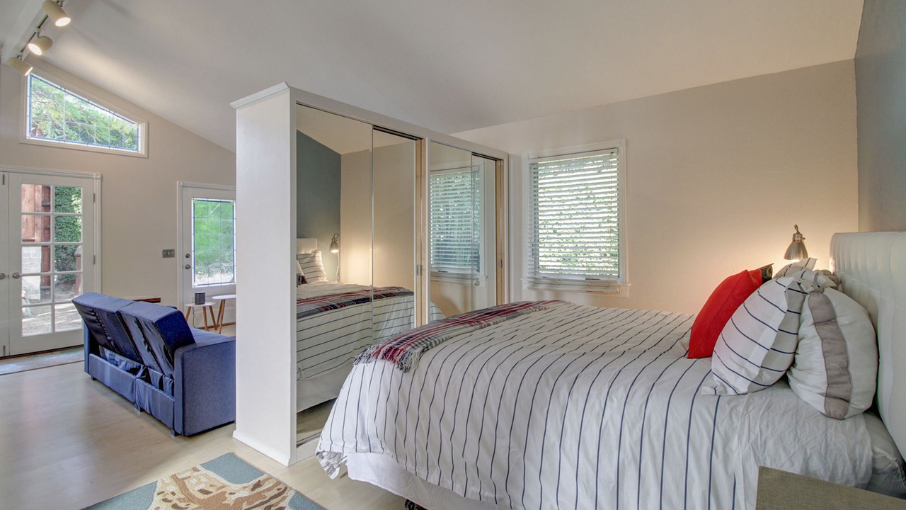 Photo of Bedroom in Oak Park