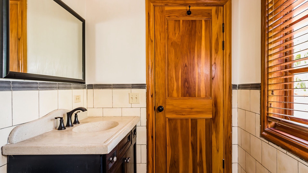 Photo of Bathroom in Playa Langosta