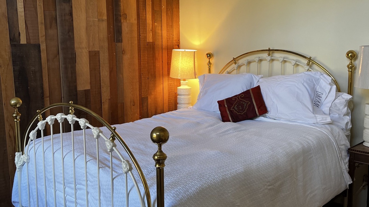 Photo of Bedroom in Three Rivers