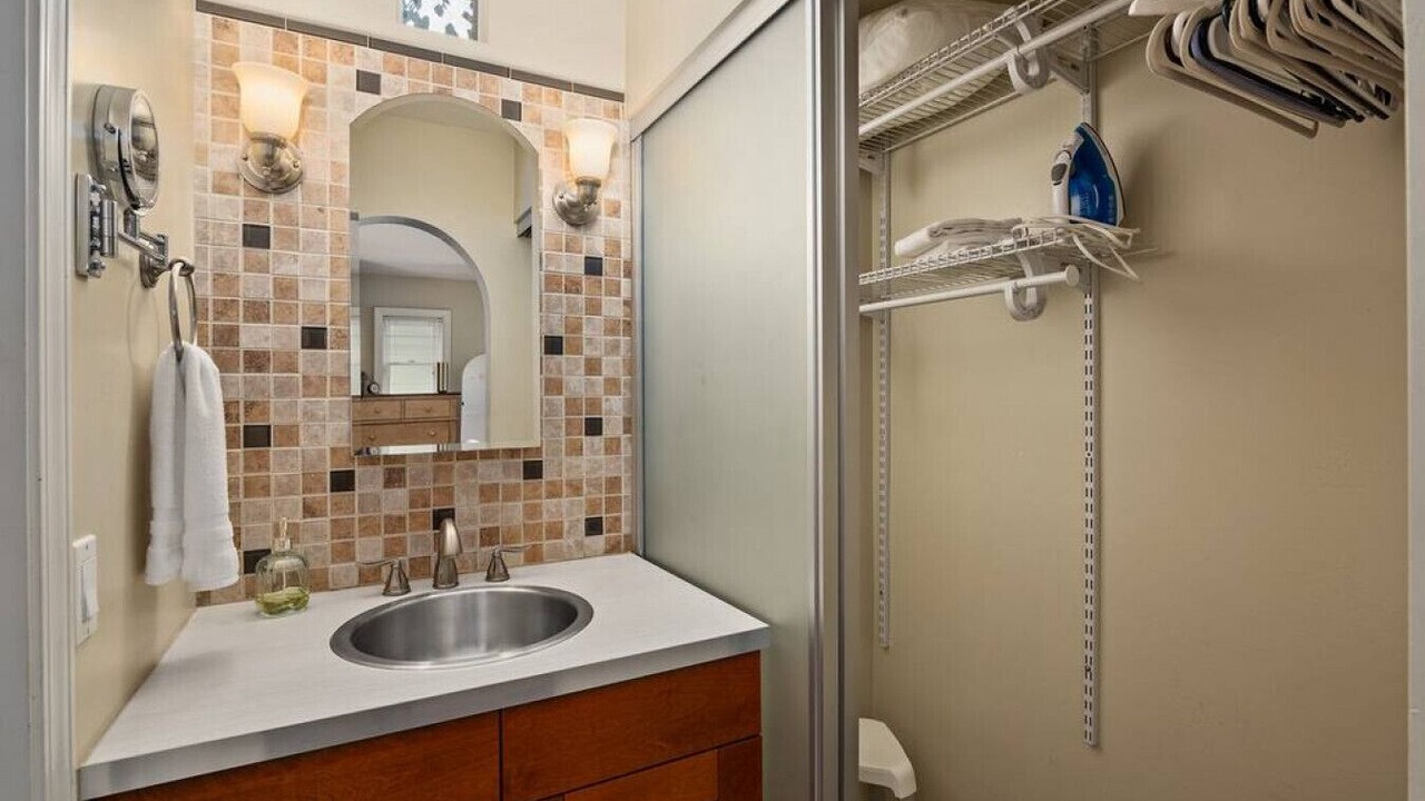 Photo of Bathroom in South Park