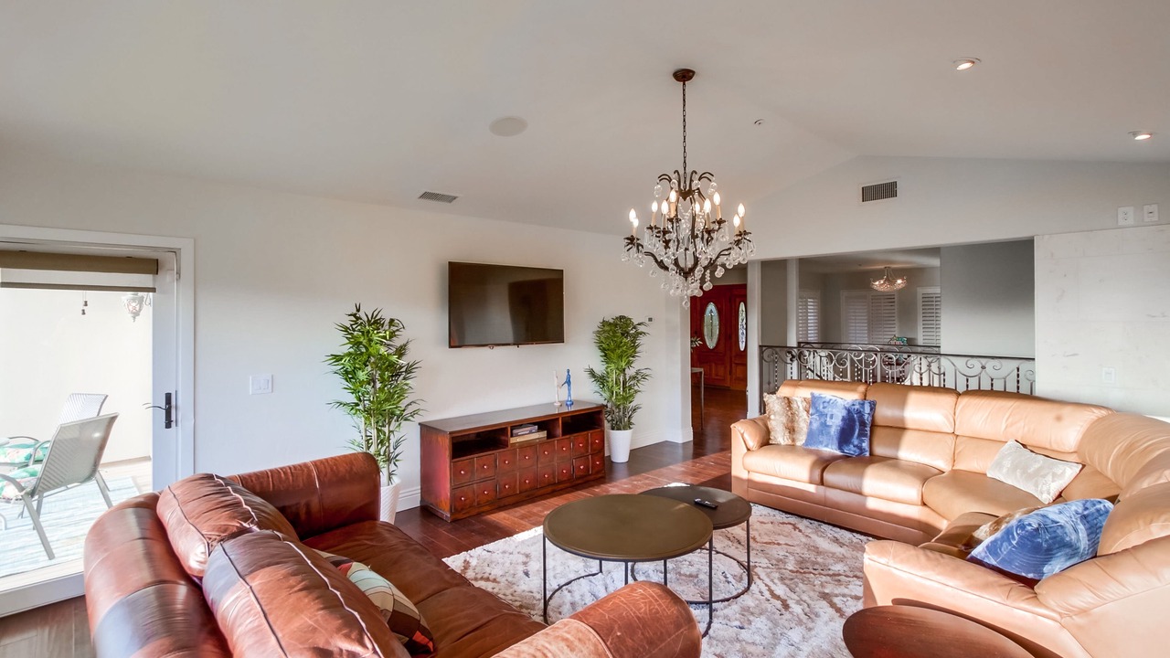 Photo of Livingroom in Valley Center