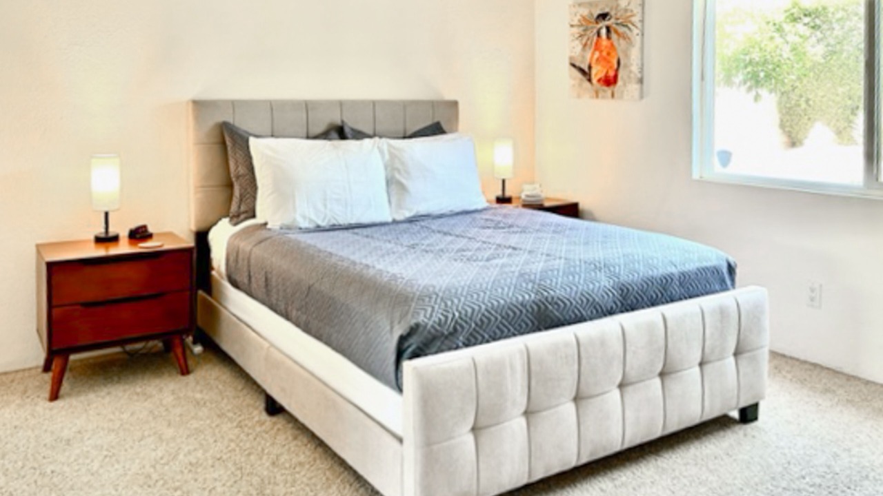 Photo of Bedroom in Racquet Club South