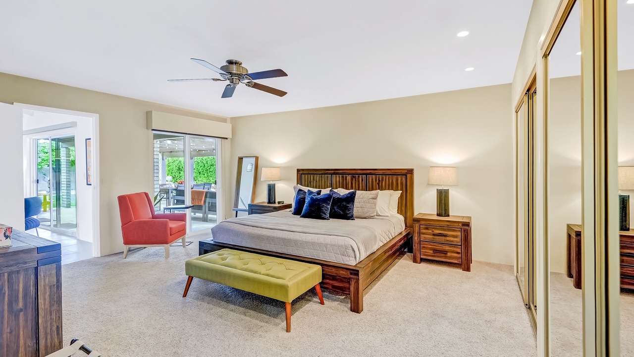 Photo of Bedroom in Racquet Club South