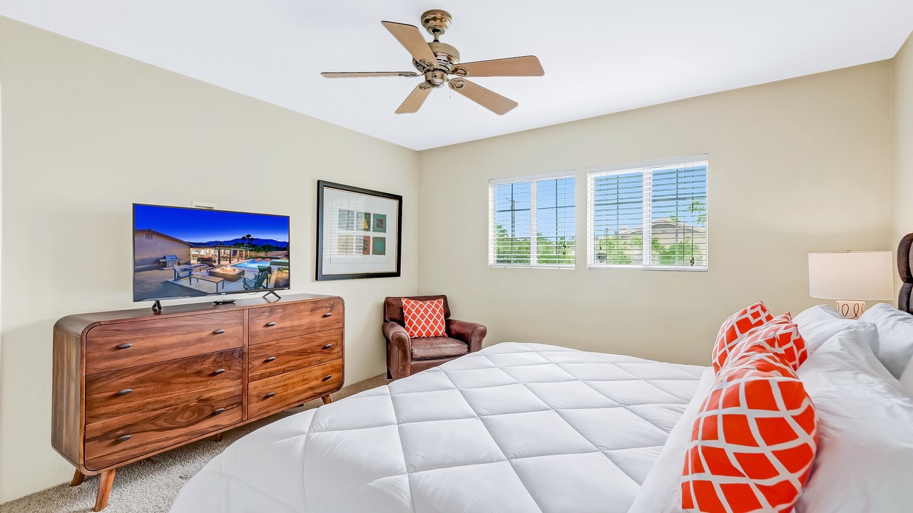 Photo of Bedroom in Racquet Club South