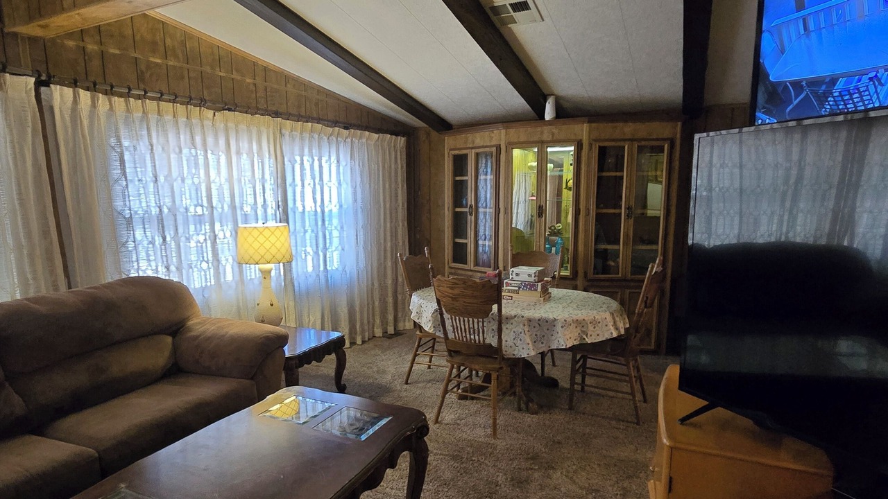 Photo of Livingroom in Cienega Springs