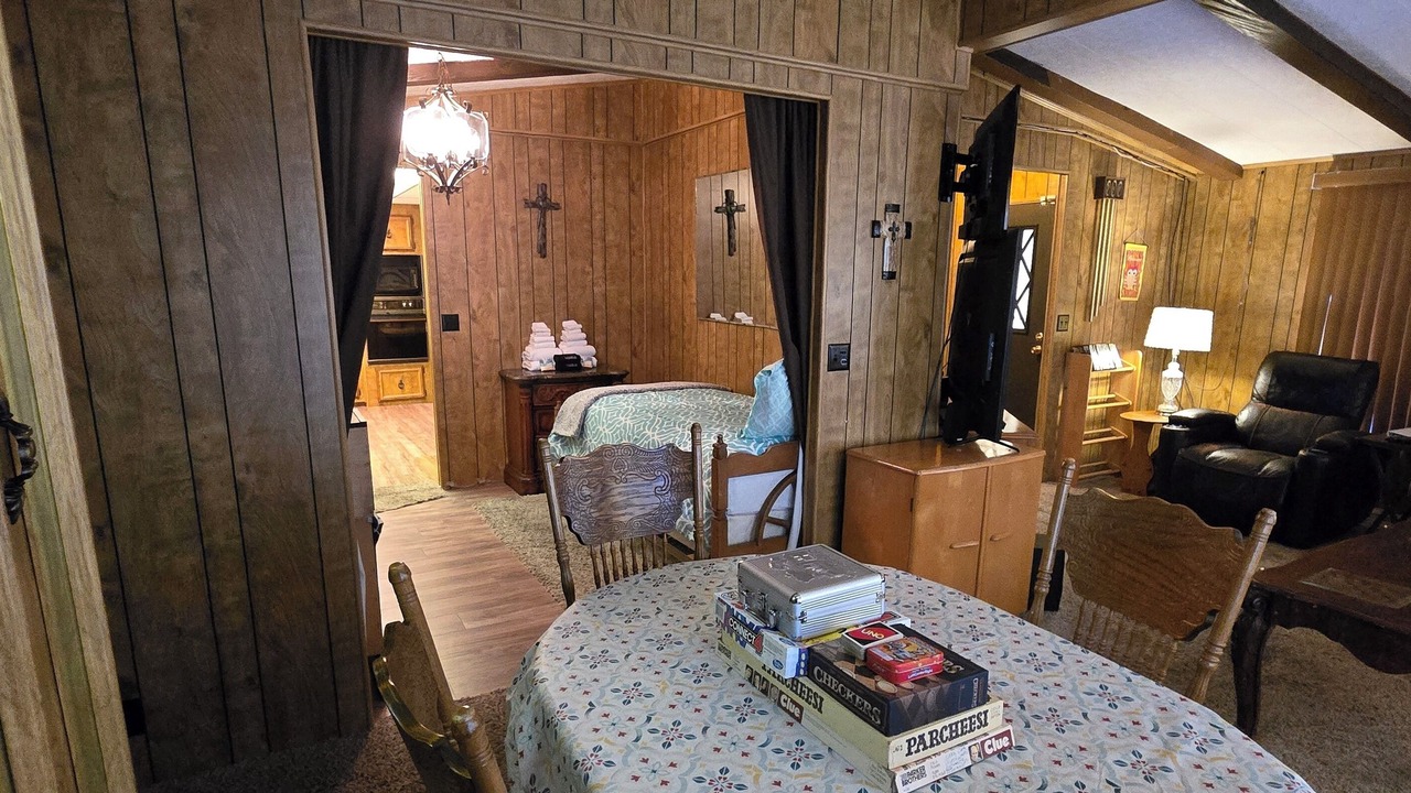 Photo of Bedroom in Cienega Springs