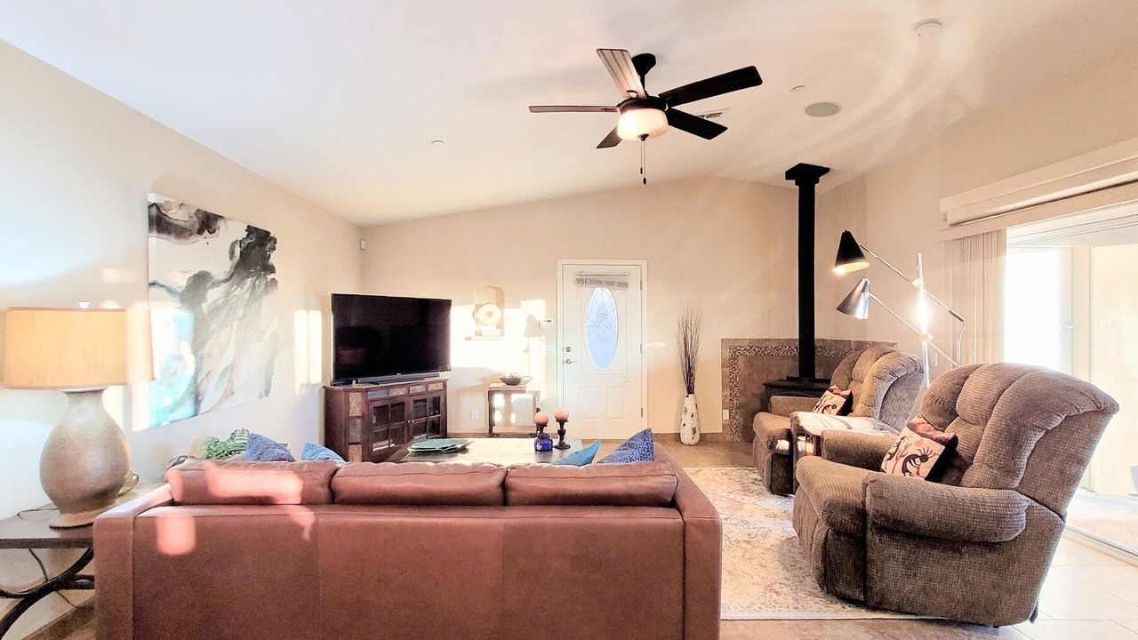 Photo of Livingroom in Lake Havasu City