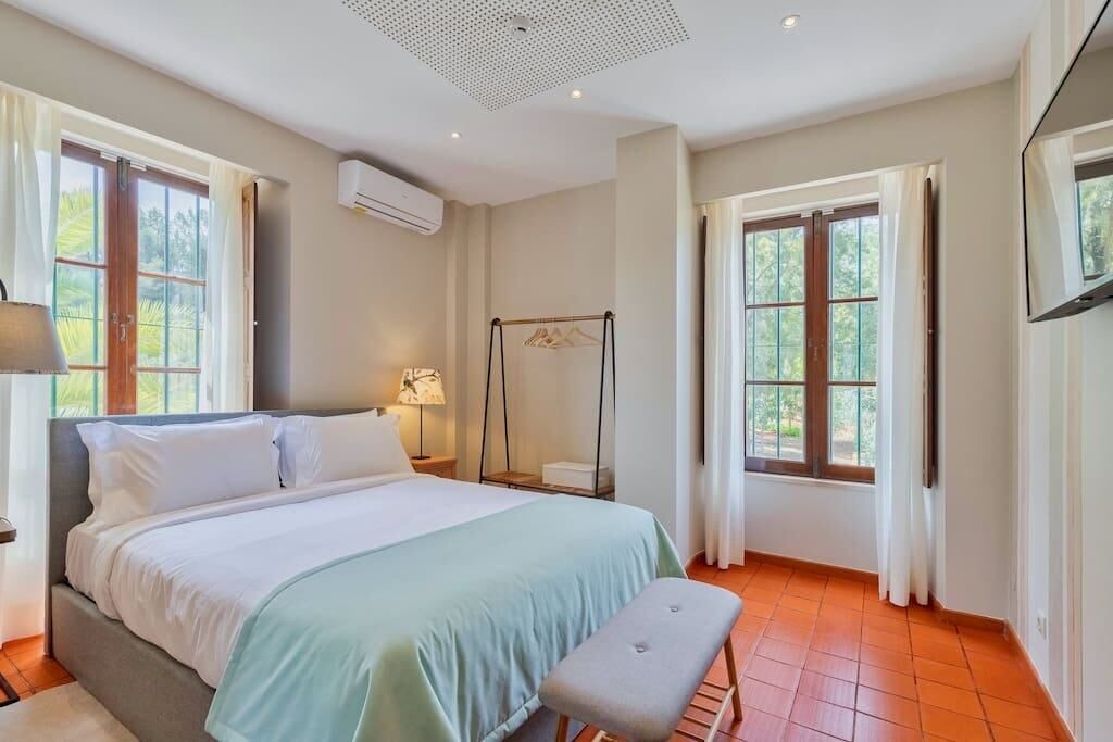 Photo of Bedroom in Setubal