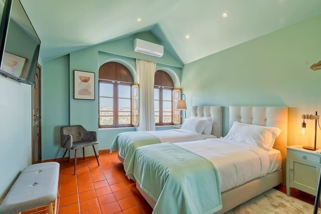Photo of Bedroom in Setubal