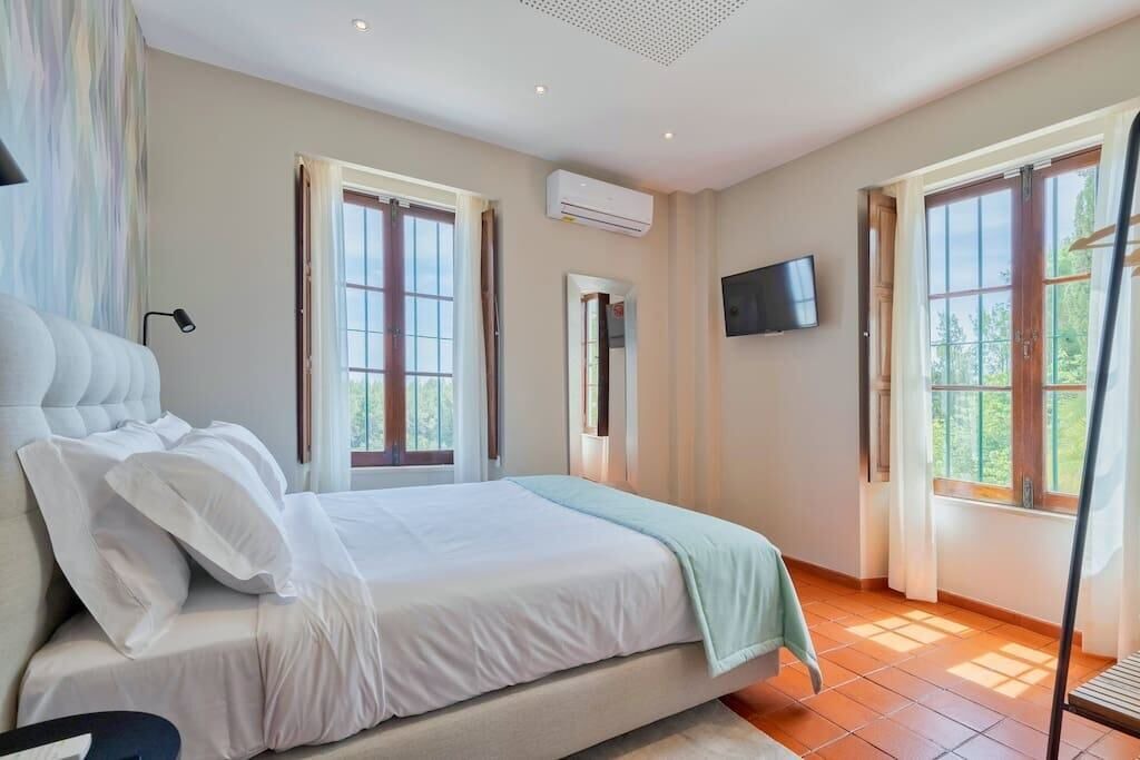 Photo of Bedroom in Setubal