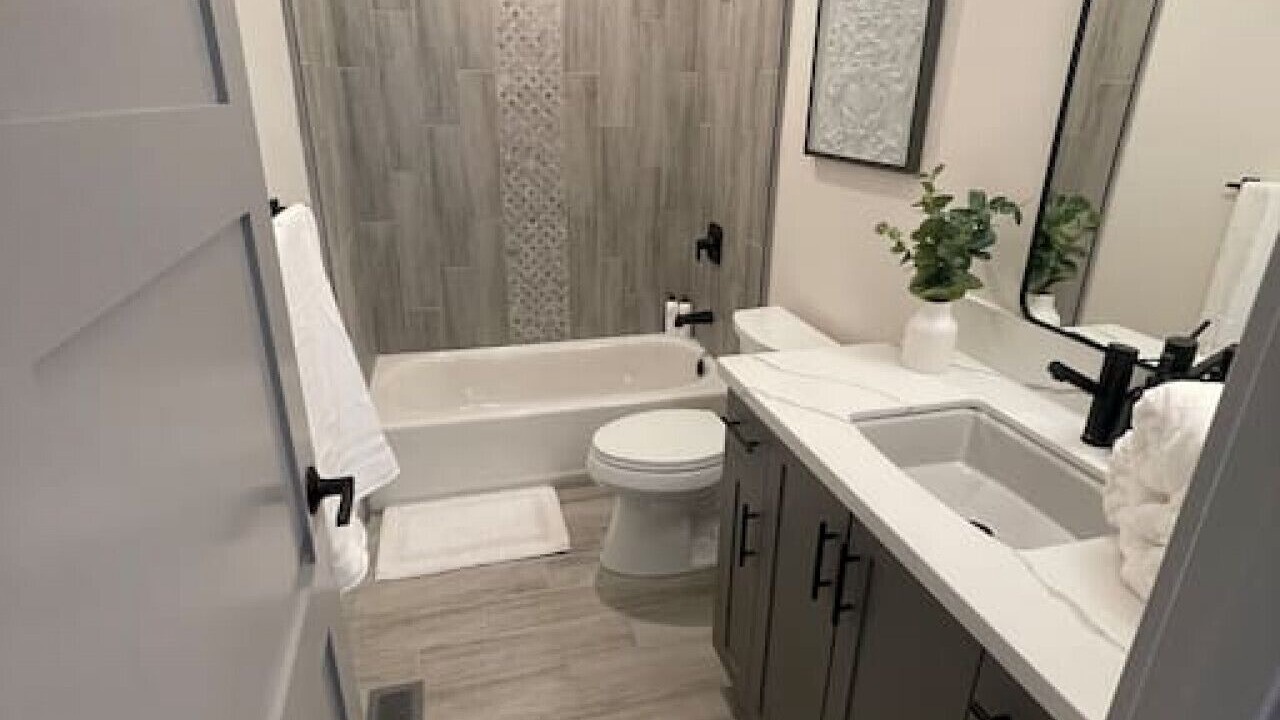 Photo of Bathroom in Christmas Valley