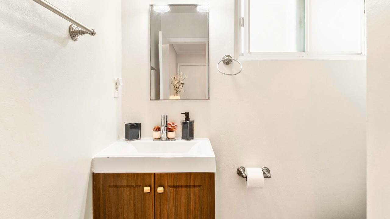Photo of Bathroom in Washington Culver