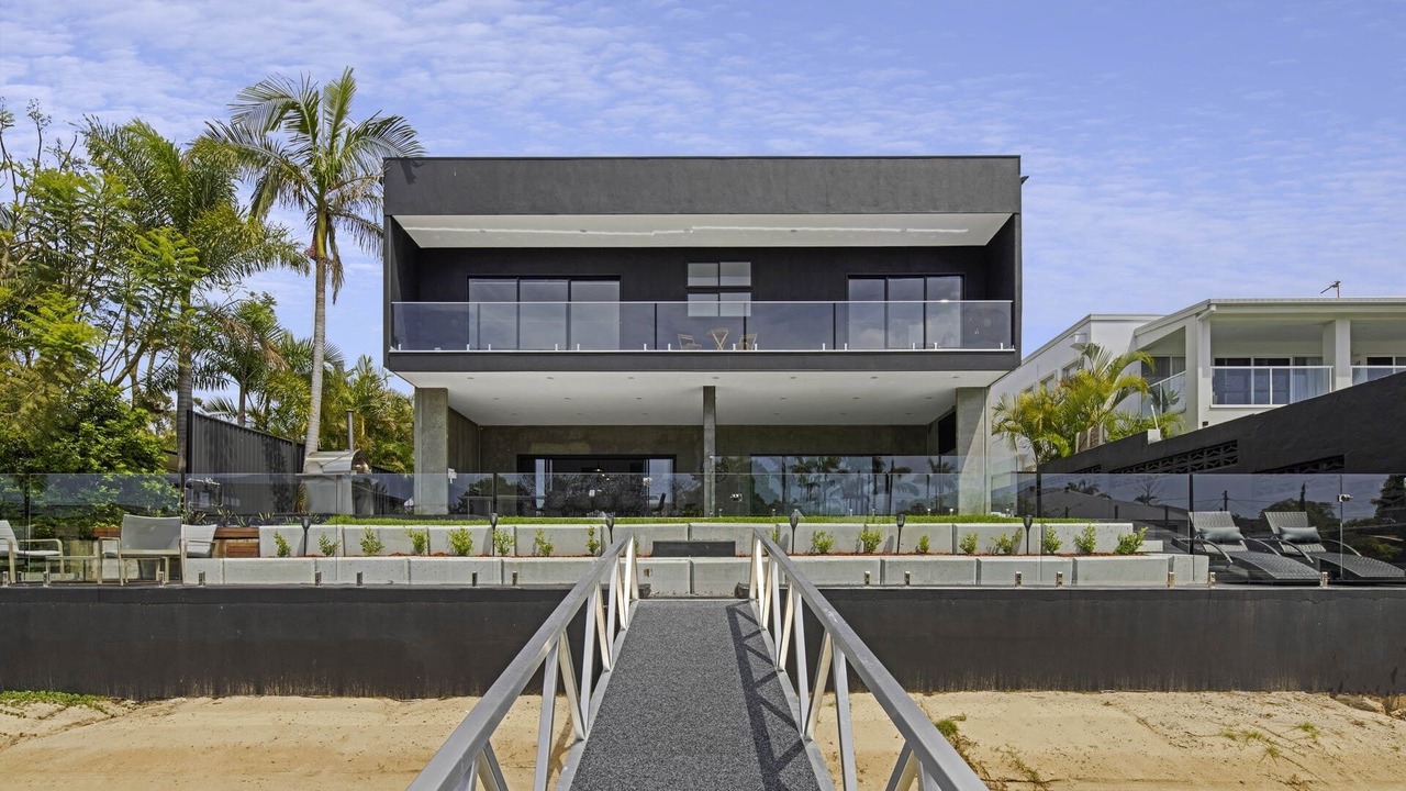 Photo of Outdoor in Broadbeach Waters