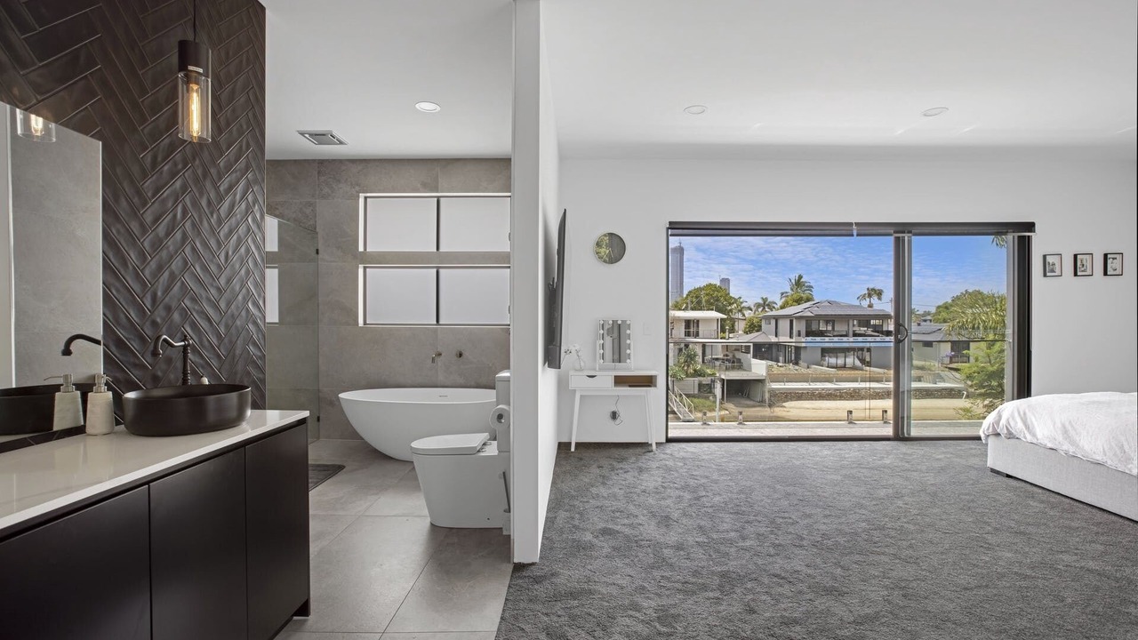 Photo of Bathroom in Broadbeach Waters