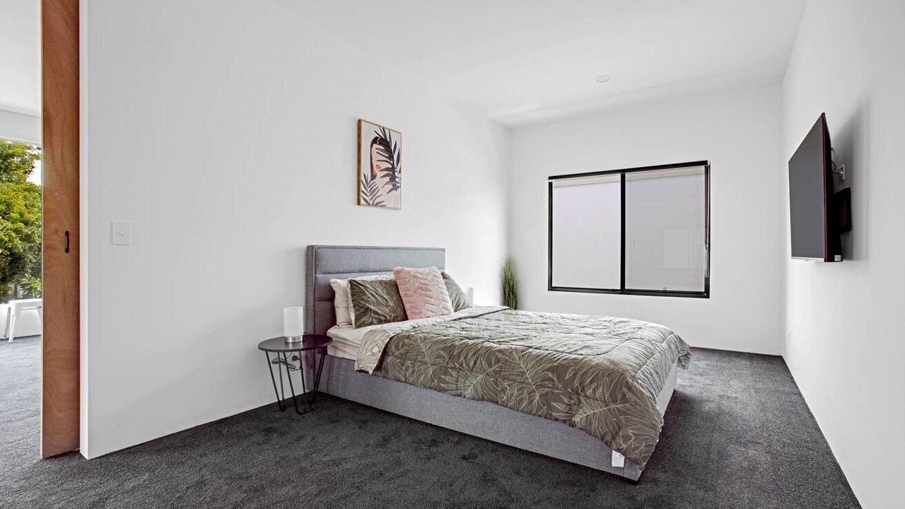 Photo of Bedroom in Broadbeach Waters