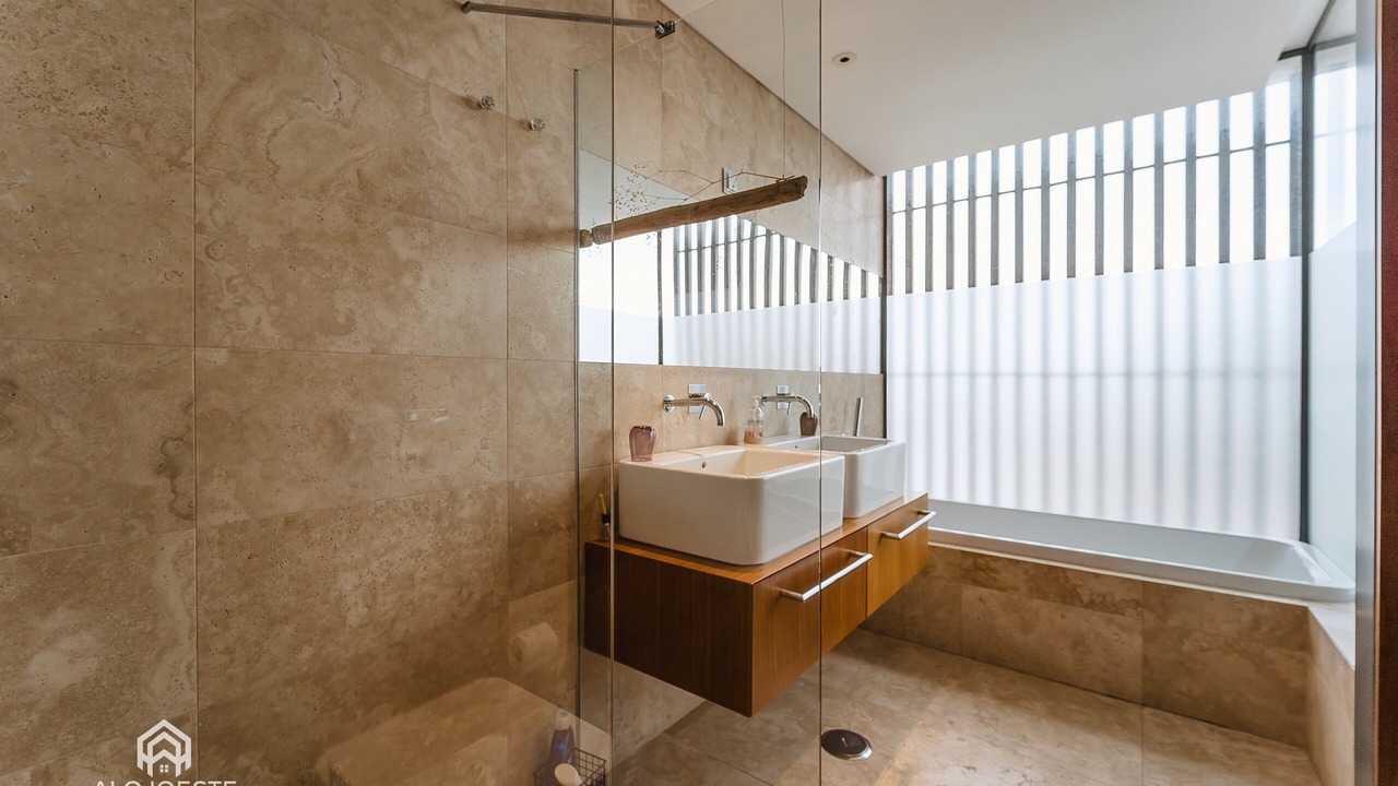 Photo of Bathroom in Torres Vedras