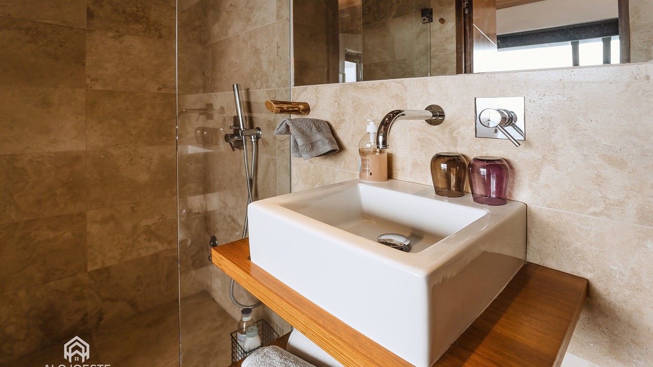 Photo of Bathroom in Torres Vedras