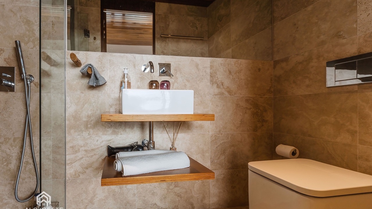 Photo of Bathroom in Torres Vedras
