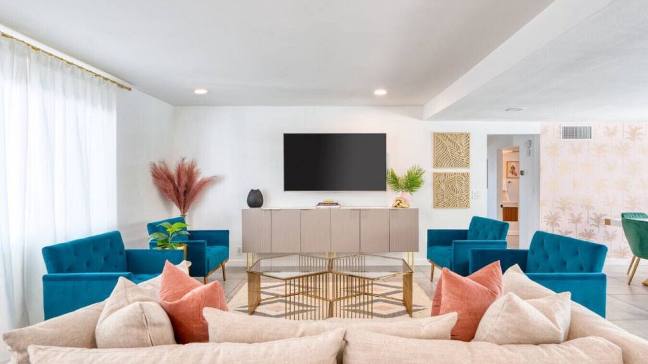 Photo of Livingroom in Tahquitz River Estates