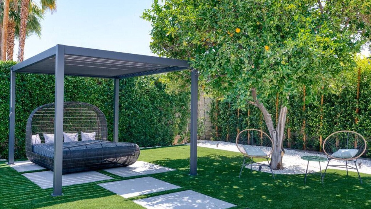 Photo of Patio Balcony in Tahquitz River Estates