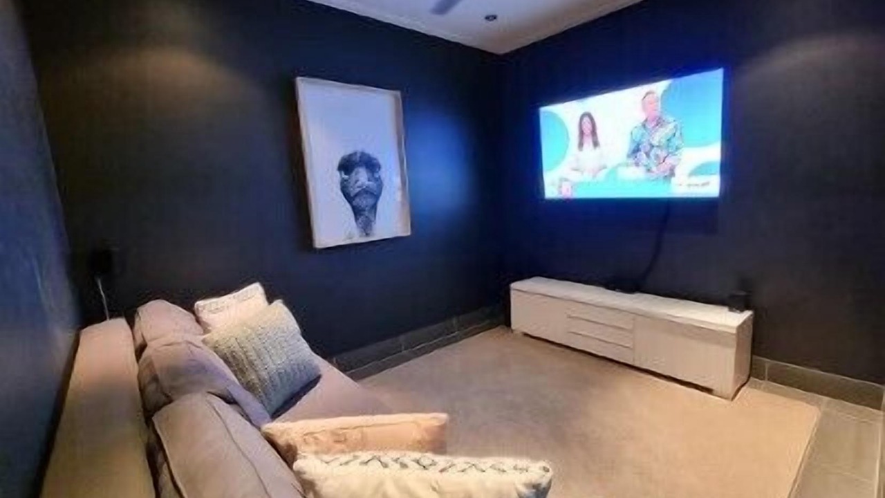 Photo of Livingroom in Surfers Paradise