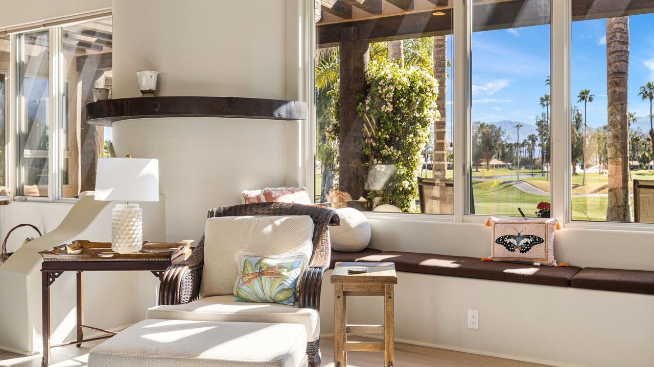 Photo of Livingroom in Rancho Mirage