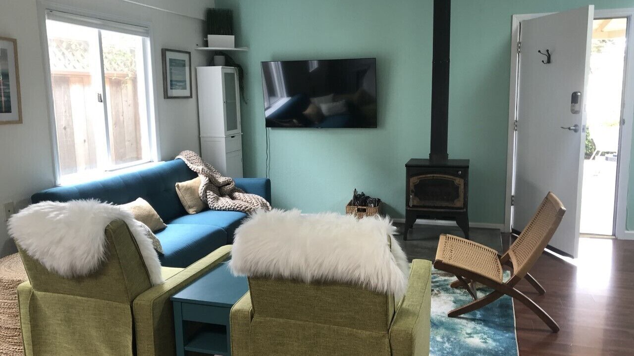 Photo of Livingroom in Half Moon Bay