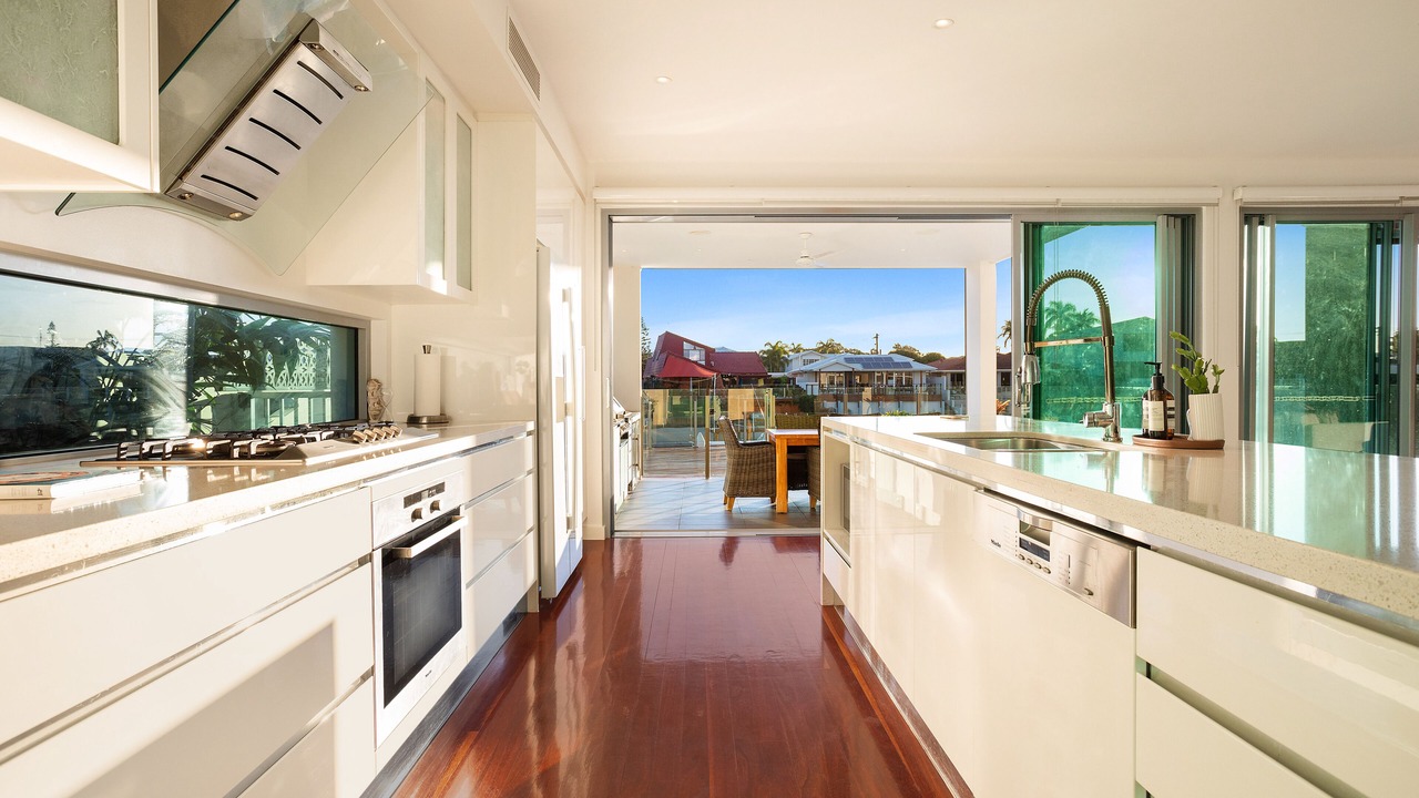 Photo of Kitchen in Surfers Paradise