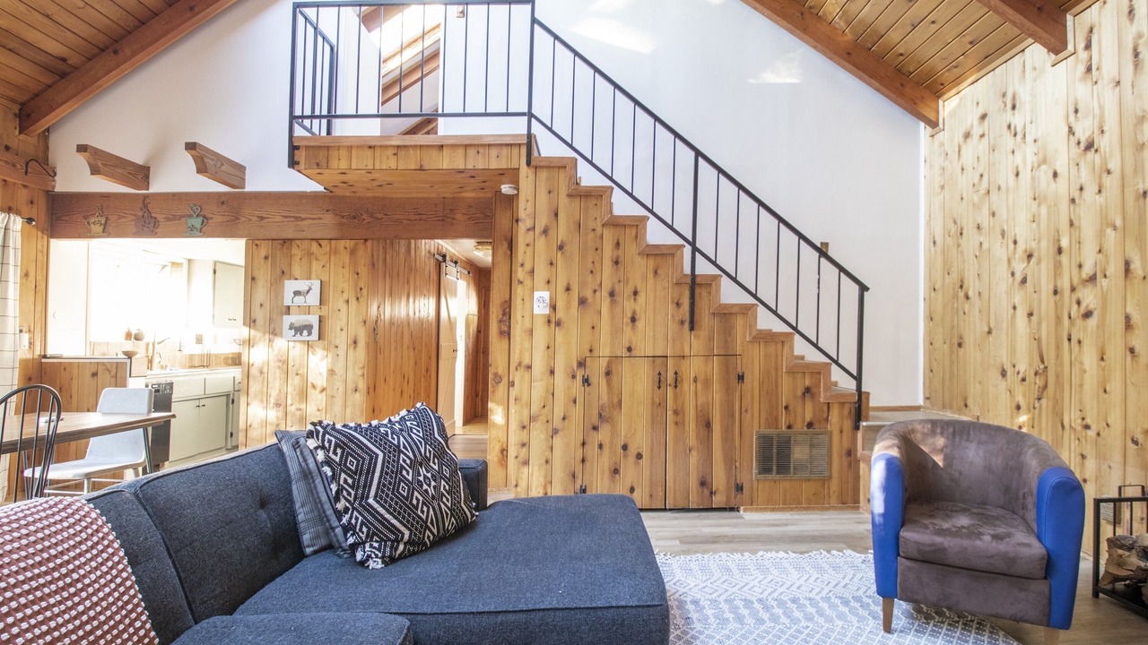 Photo of Livingroom in Idyllwild