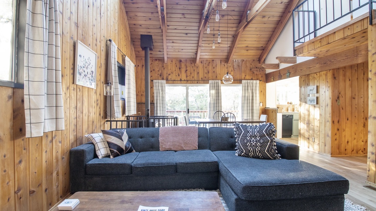 Photo of Livingroom in Idyllwild