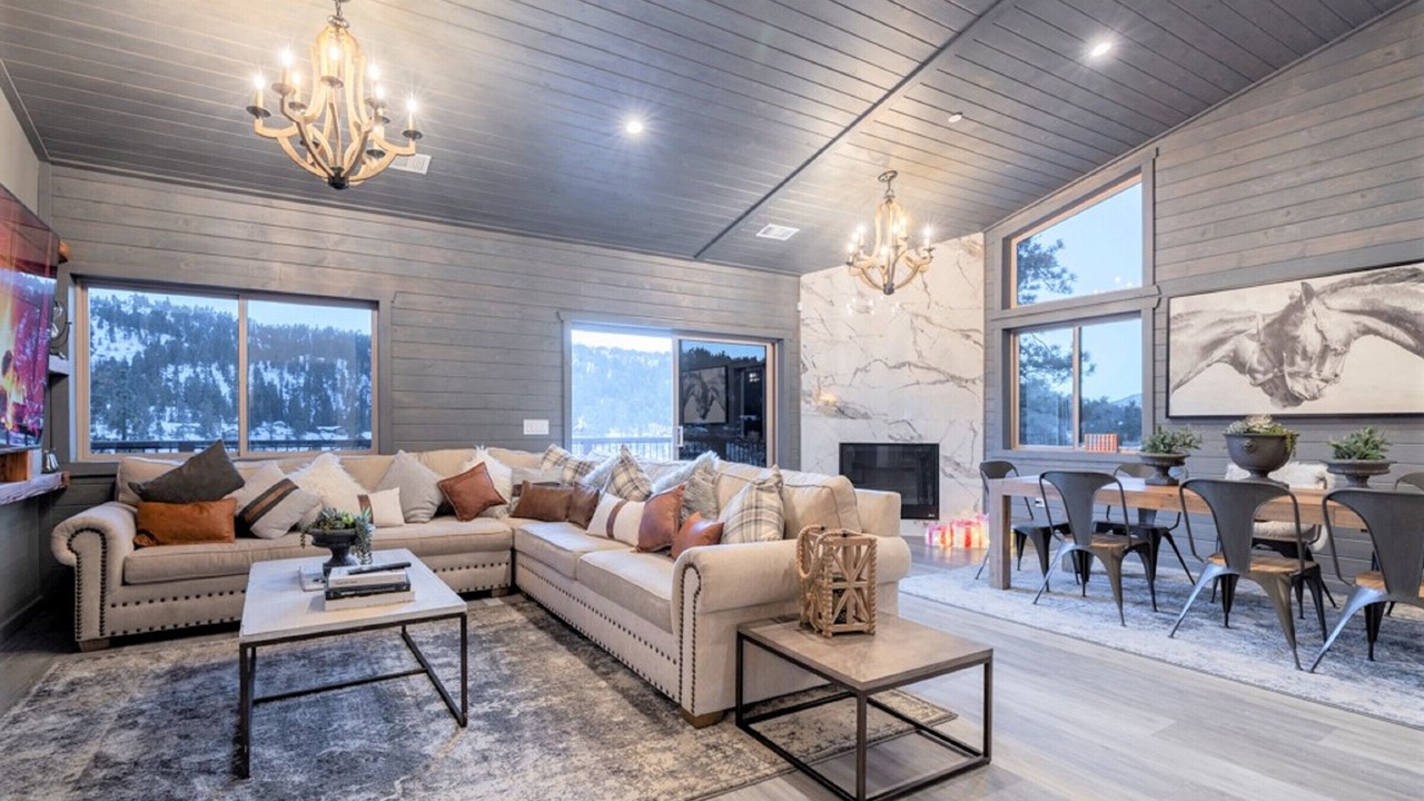 Photo of Livingroom in Boulder Bay