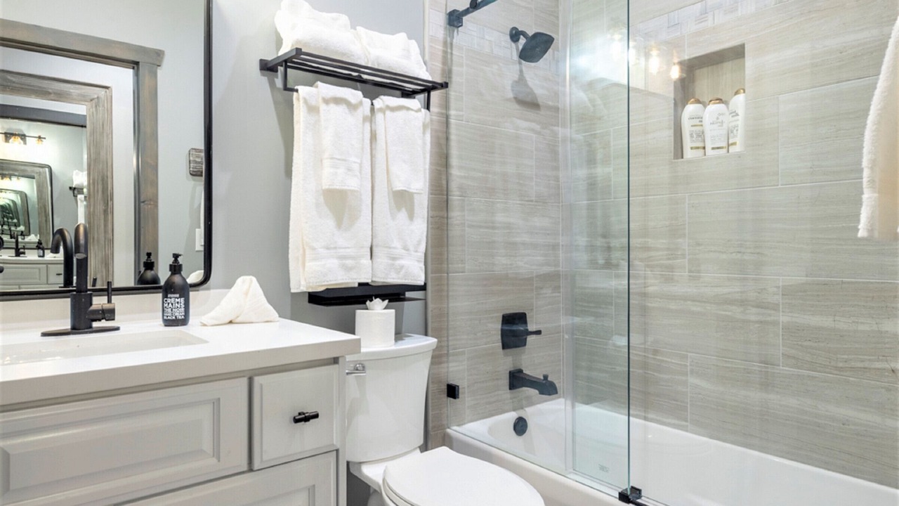 Photo of Bathroom in Boulder Bay
