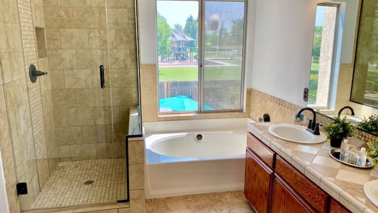 Photo of Bathroom in Pumpkin Center