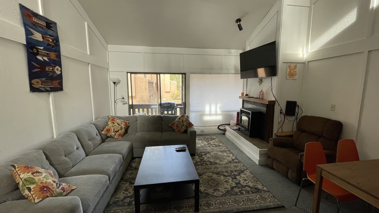 Photo of Livingroom in Bear Valley