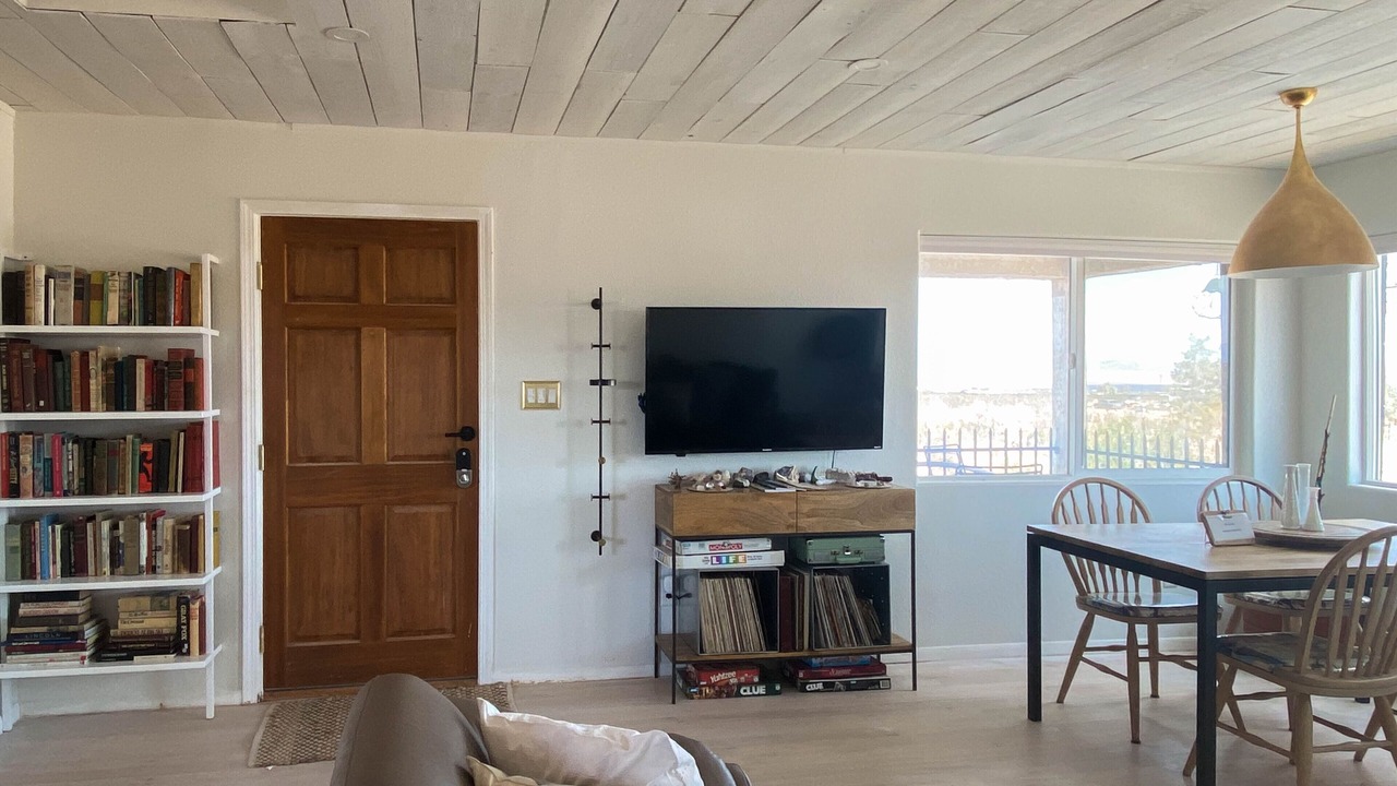 Photo of Bedroom in Landers