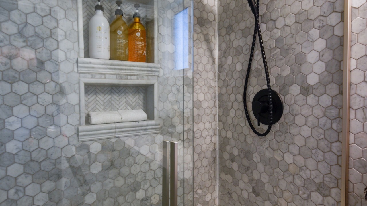 Photo of Bathroom in Landers