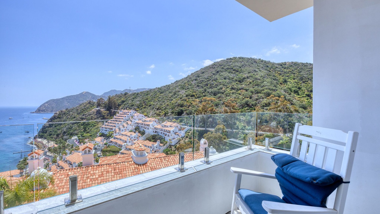 Photo of Patio Balcony in Avalon