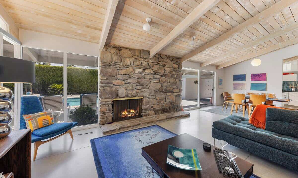 Photo of Livingroom in Twin Palms