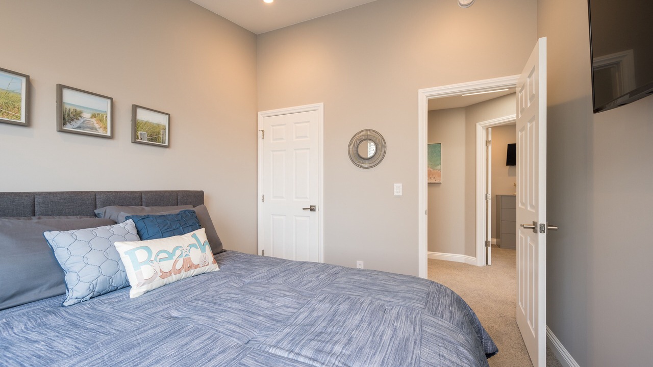 Photo of Bedroom in Downtown