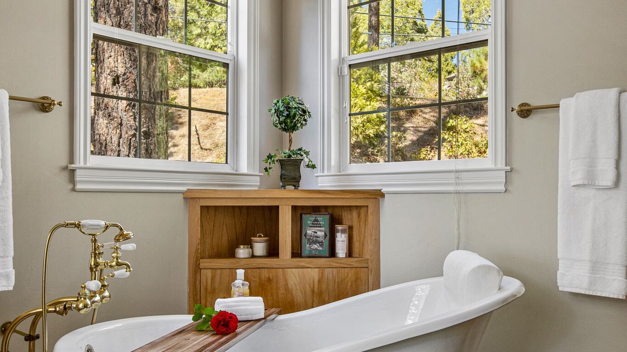 Photo of Others in Lake Arrowhead