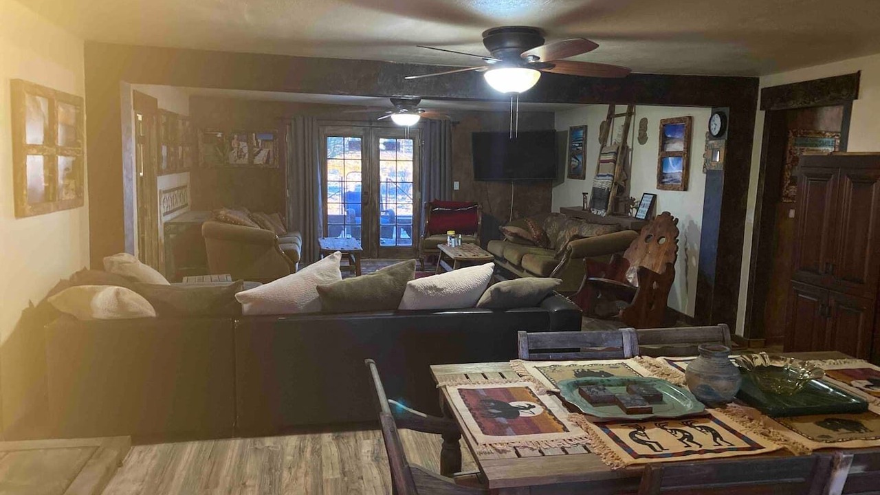 Photo of Livingroom in Ocotillo