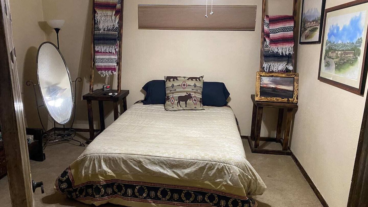 Photo of Bedroom in Ocotillo