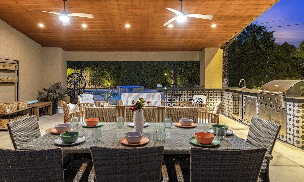 Photo of Outdoor in Racquet Club South