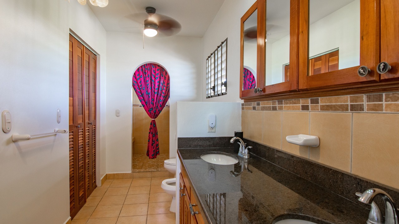 Photo of Bathroom in Jiquelite