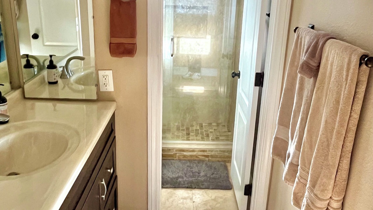 Photo of Bathroom in Allied Gardens