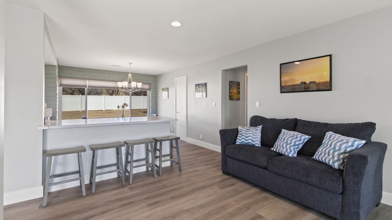 Photo of Livingroom in Ramona