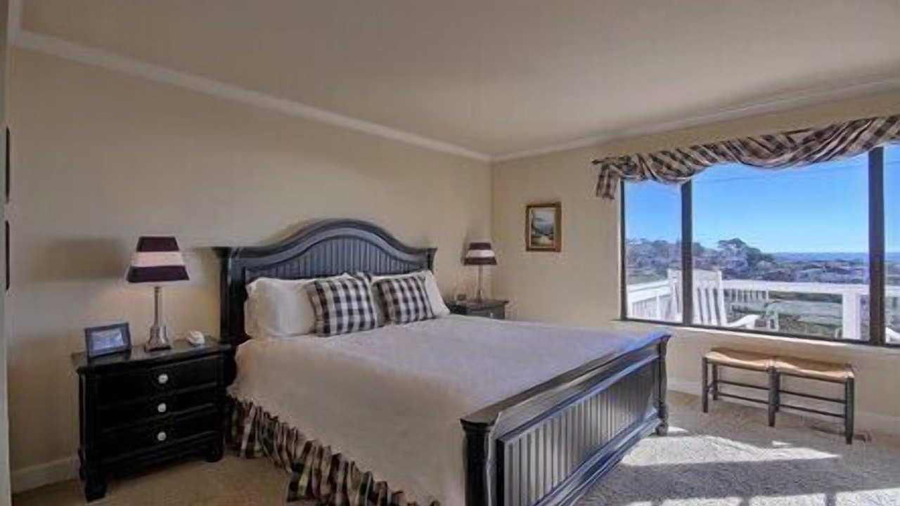 Photo of Bedroom in Happy Hill