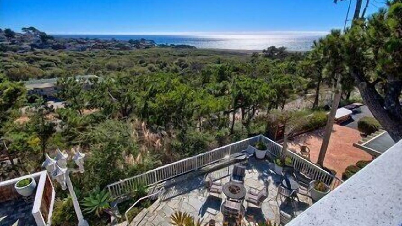 Photo of Patio Balcony in Happy Hill